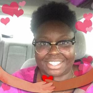 Meet your Posher, Andrea